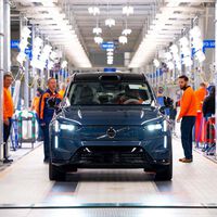 Los autos eléctricos se vuelven obsoletos tan rápidamente, que ya es una preocupación para sus dueños. Dos marcas van a resolverlo reemplazando gratis algunos componentes físicos