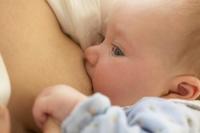 La lactancia materna reduce el riesgo de cáncer de mama