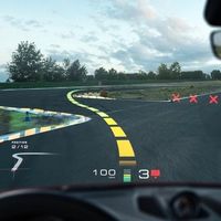 El nuevo HUD de realidad aumentada de Porsche y Hyundai podrá mostrarte la línea de carrera ideal