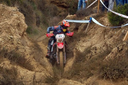 Otros cogerían vaciones, pero Marc Márquez termina el Enduro del Segre a dos minutos de Oriol Mena