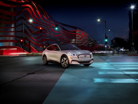 Ford Co Pilot 360 Se Actualiza Con Conduccion Semiautonoma 1