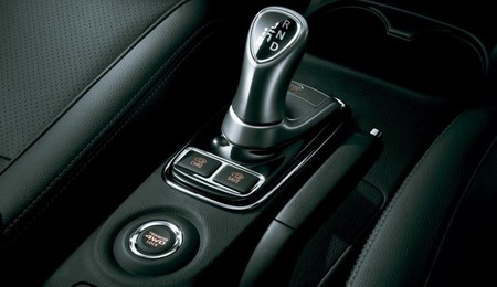 Mitsubishi Outlander PHEV palanca de cambio