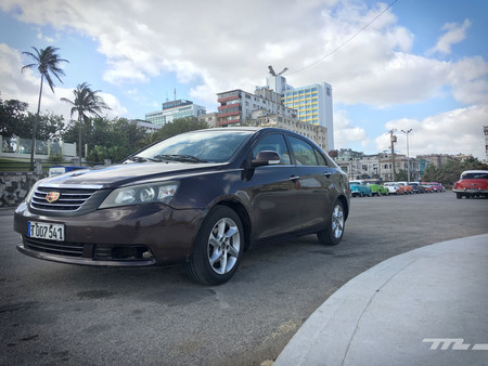 Geely Emgrand frontal lateral
