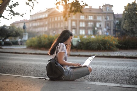 31 cursos online gratuitos que puedes comenzar en julio para aprender una nueva habilidad sin tener que pagar nada