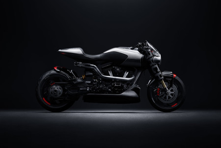 Keanu Reeves muestra su colección de motos con joyas como la Ducati 998 utilizada en 'The Matrix Reloaded'