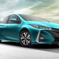 ¡Ahora también impulsado por el Sol! El Prius Plug-in Hybrid tendrá celdas solares