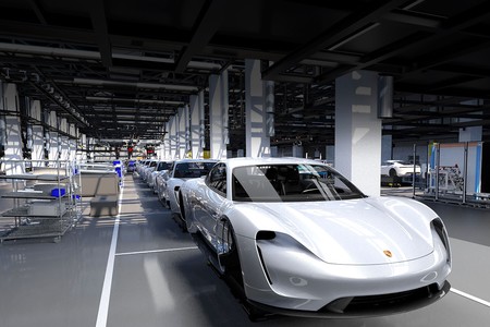 La fábrica del Porsche Taycan en cifras: 700 millones de euros, CO₂ neutro y un transportador de 890 metros