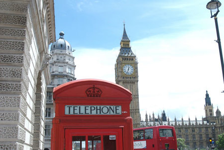 Londres: la policía obliga a los turistas a borrar fotos para 'prevenir el terrorismo'