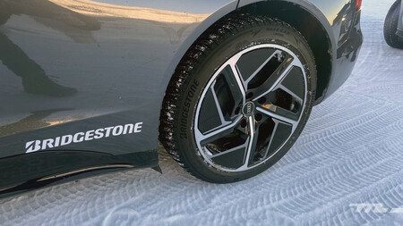 Audi Night Driving Experience Mop 0 1