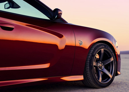 Dodge Charger 2019 6