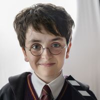 La nueva 'Harry Potter' acaba de lanzar la primera imagen del sustituto de Daniel Radcliffe y HBO anuncia más fichajes para su reparto