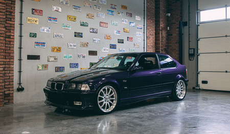 Hartge Compact V8 4.7 (1997), a subasta