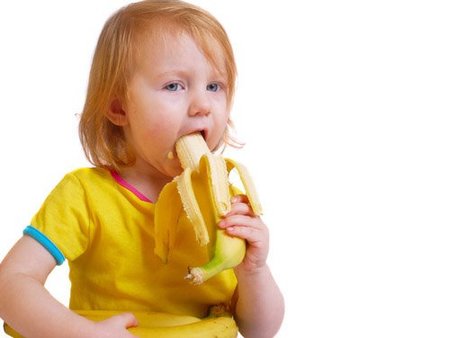 Las frutas en la alimentación infantil: el plátano, la piña, el kiwi y otras frutas tropicales