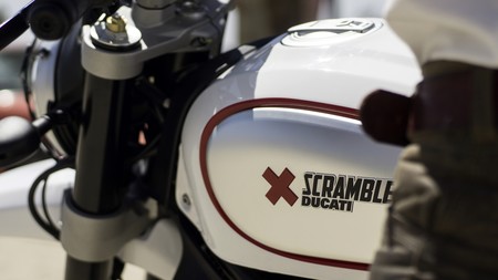 Otra Ducati Scrambler llegará el 10 de septiembre y será una 800 actualizada o una Desert Sled 1100