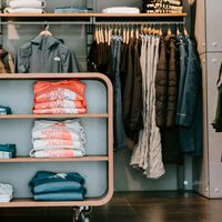 El Corte Inglés está agotando la chaqueta polar The North Face perfecta para empezar el otoño a mitad de precio  