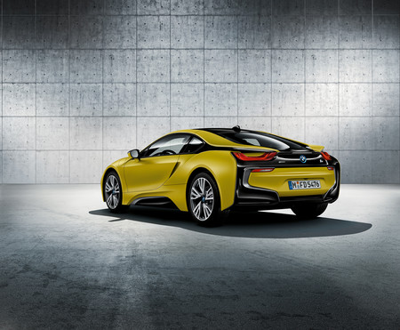 Bmw I8 Protonic Frozen Yellow 2