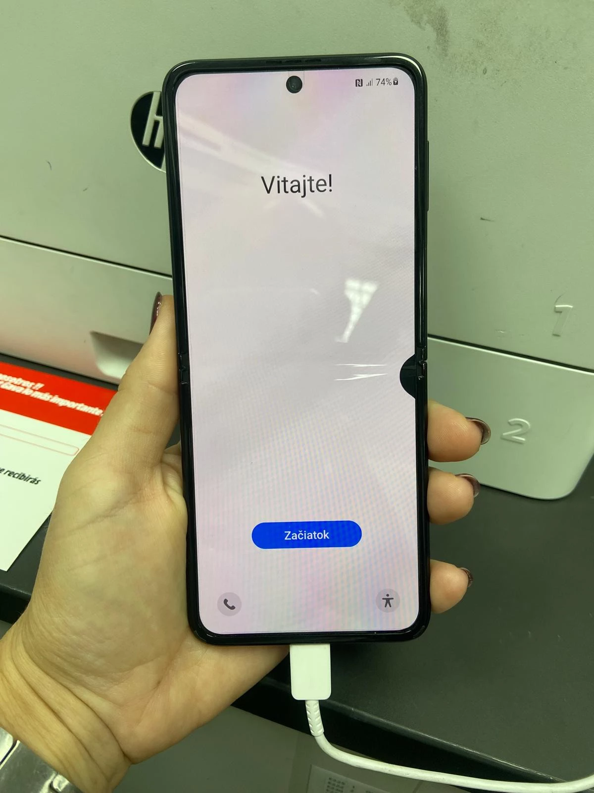  Samsung Galaxy Z Flip3 5G New, Negro, 256 GB, 8 GB RAM, - PANTALLA DAÑADA-