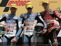 125cc, primera victoria de Faubel