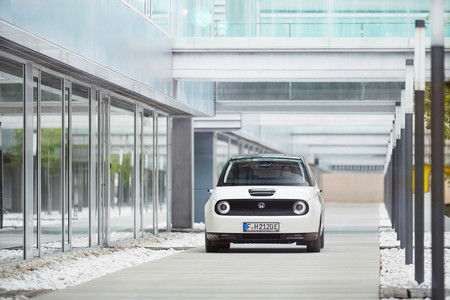 Honda e 2020 frontal