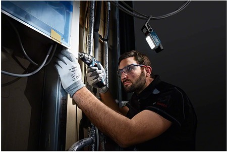Descuentos de hasta 25% en herramientas Bosch Professional: aspiradoras, linternas o llaves de impacto rebajadas en Amazon