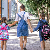 Cómo ayudar a tus hijos a superar el síndrome postvacacional y afrontar la vuelta al cole con actitud positiva 
