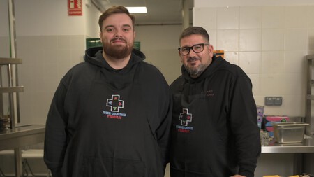 Ibai ya tiene su propio menú con Dani García, la estrella es un perrito de txuleta y así puedes pedirlo a domicilio 