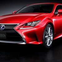 Lexus te da puntos Iberia Plus ¡para que viajes en avión! 