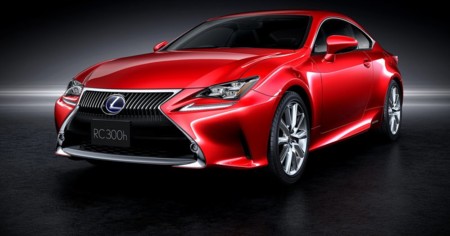 Lexus te da puntos Iberia Plus ¡para que viajes en avión!