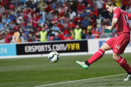 Un jugador "experto" en FIFA 15 se presta para entrenar al Liverpool F.C.