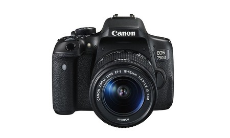 La EOS 750D de Canon con objetivo 18-55mm estabilizado está rebajada en PcComponentes a 579 euros