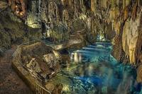 Guía de cuevas turísticas de España