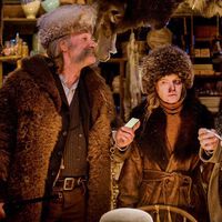 Aquella vez que Kurt Russell hizo añicos por error una guitarra de 45.000 dólares y 150 años rodando una peli con Tarantino