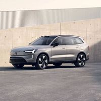 El nuevo Volvo EX90 es un enorme SUV eléctrico con Google nativo y la tecnología de los videojuegos más top  