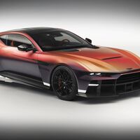 Se llama Aston Martin Valen, rompe con el diseño habitual de la marca y tiene un V12 de 850 CV bajo el capó