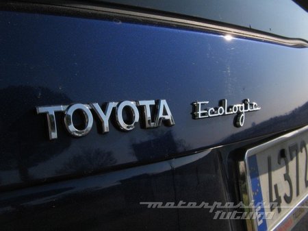 toyota-prius-logo-glp-ecoguay.jpg