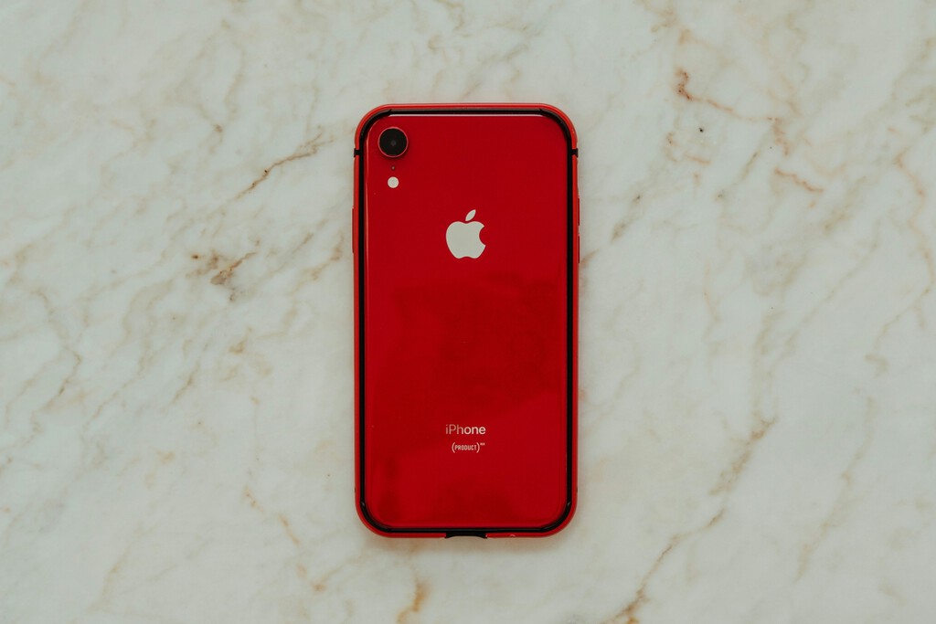 iOS 18.6 es el fin del camino para los iPhone XS y XR. La duda está en si aguantar o renovar: esto es lo que yo haría 