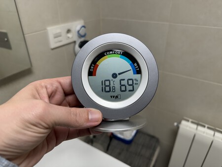 Humedad con el aparato del Mercadona