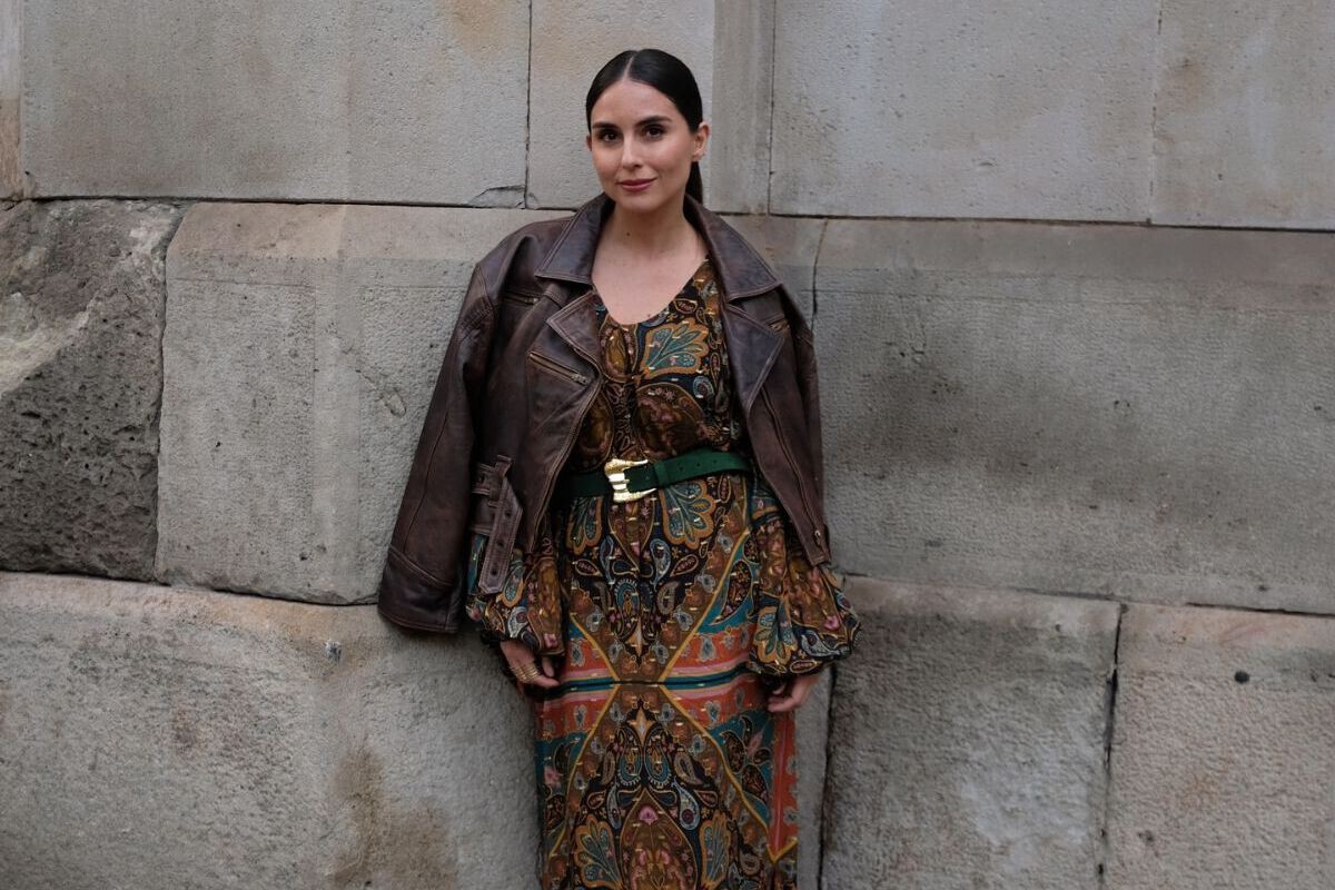 allie oops mysterious eyes