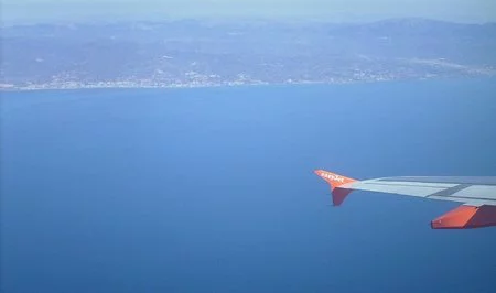 Ante la subida de precios de los carburantes, ¡coja el avión!