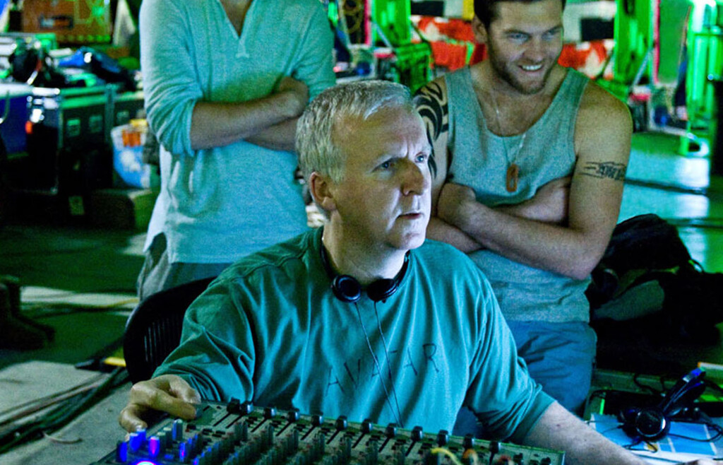 James Cameron tenía problemas para escribir Avatar 2 y consultó un artículo para despejarle dudas. Acabó encontrándose con su yo del pasado 