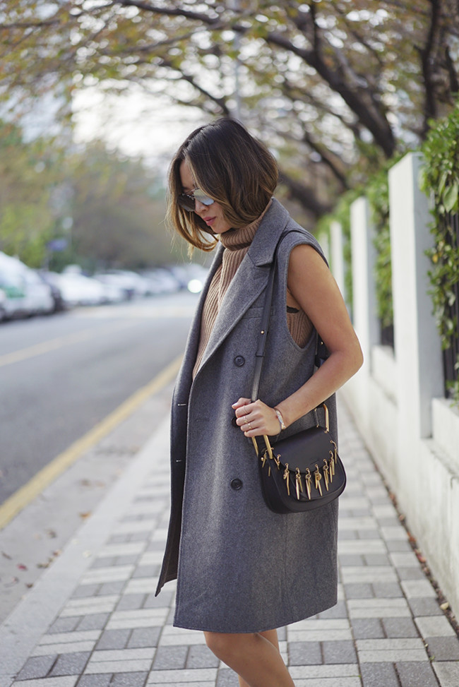 Aimee Song Of Style Vince Camel Sleeveless Turtleneck Sweater Chloe Hudson Bag Dior Abstract Sunglasses