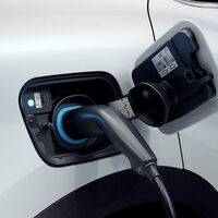 Qué garantías adicionales sin pagar más ofrecen las marcas para coches eléctricos e híbridos 