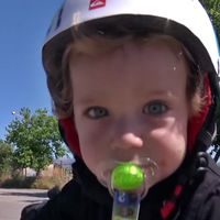 Mario: montando en moto con sólo 1 año. El autoproclamado "récord mundial" de Chicho Lorenzo