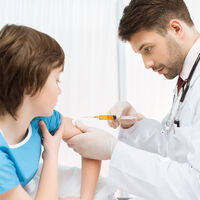 Vacunación Covid en adolescentes de 12 a 17 años: qué vacuna les toca y por qué vacunarlos