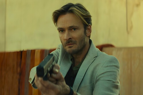 La serie número 1 de Netflix en 40 países. Un thriller de 6 episodios que arrasa con más de 54 millones de horas de visualización