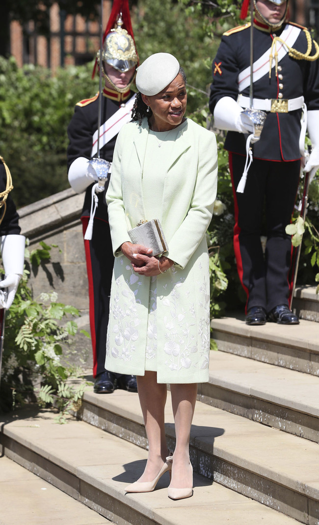 Madre De Meghan Markle Vestido Verde
