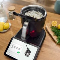 Thermomix quiere vender 50,000 equipos al año en México y su estrategia es hacer todo lo contrario que la competencia  