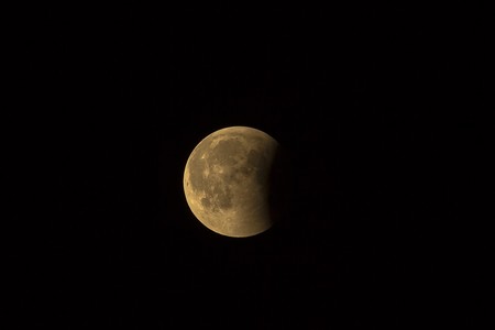 ¿Las lunas pueden tener sus propias lunas?