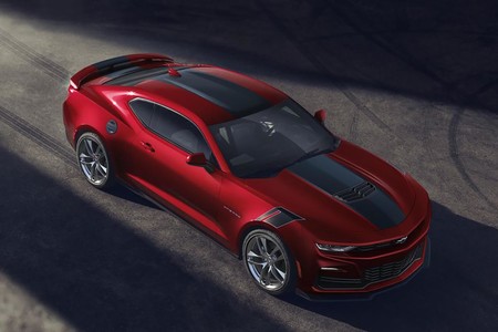 Chevrolet Camaro 2021 estrena paquete Wild Cherry con un color con el que no pasarás desapercibido