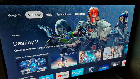 Google TV tiene un fallo que marca contenido como me gusta aunque pulsemos en le botón omitir en las recomendaciones